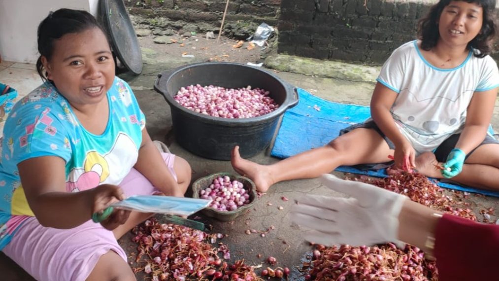 Prabowo Sebut Buruh Kupas Bawang Digaji Rp700 Ribu per Kg, Benarkah?