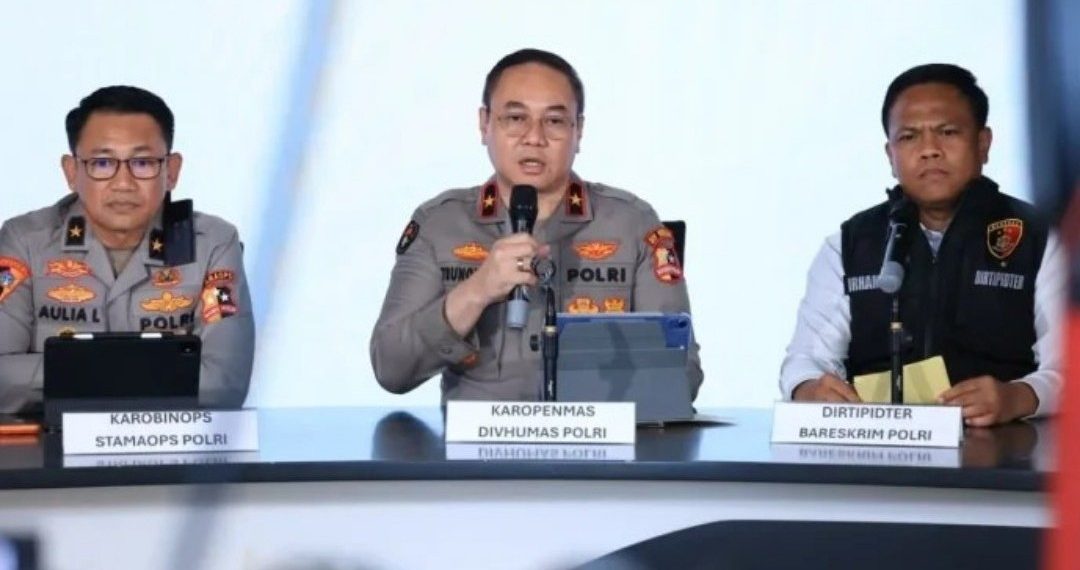 Kasus Karhutla Meluas, Polri Telusuri Dugaan Keterlibatan Aparat