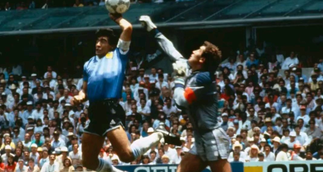 Bola Gol ‘Tangan Tuhan’ Maradona Terjual Mahal