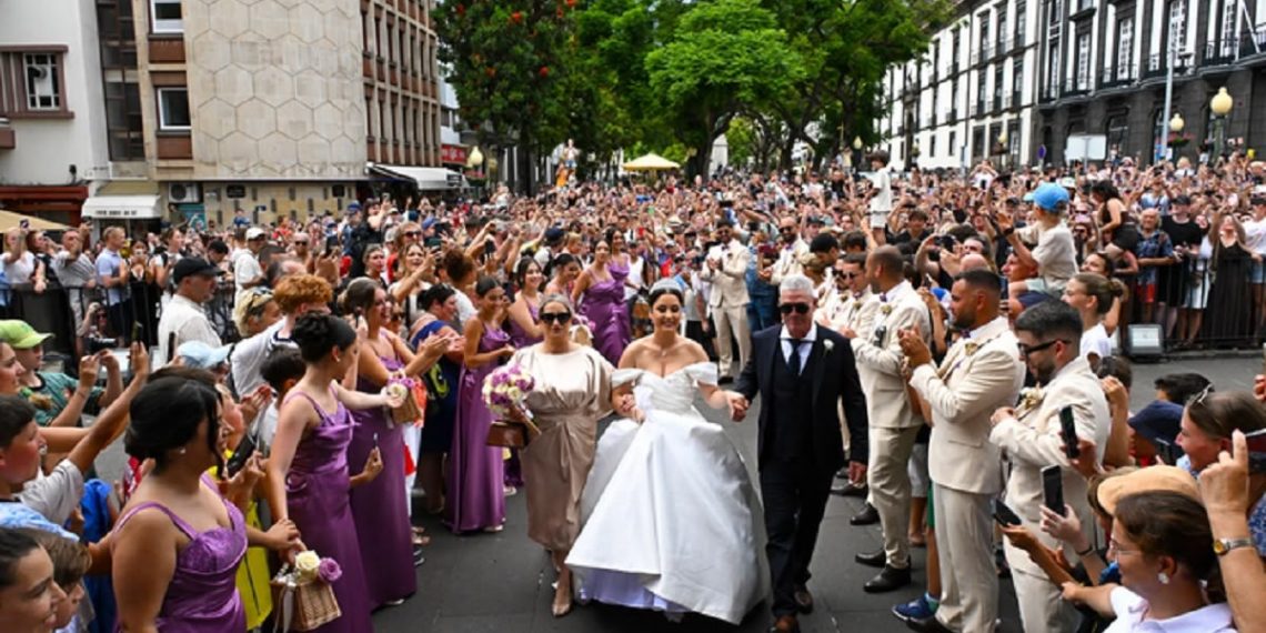 Fabio Ramos dan Fatima Nicole Cunha Teixeira.