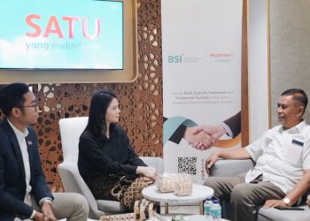 Kisah Auzar menerima manfaat perlindungan asuransi jiwa syariah Rp562 juta setelah keponakannya meninggal dan membantu menjaga keberlangsungan yayasan bagi 700 murid.