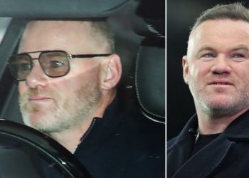 Wayne Rooney menjalani operasi hidung setelah mengalami patah hidung dua kali selama karier sepakbolanya. Begini kondisi terbaru mantan pemain Inggris itu.