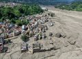 Banjir bandang dan longsor di perbatasan Nepal-China menewaskan sedikitnya 160 orang. Ratusan wisatawan, pekerja, dan warga masih dilaporkan hilang. (Foto: X/BokaThob2383)