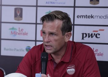 Persib Bandung dipastikan tanpa Luciano Guaycochea, Gakuto Notsuda, dan Sandy Walsh saat menghadapi Manila Digger pada babak pendahuluan ACL Two 2026/2027.