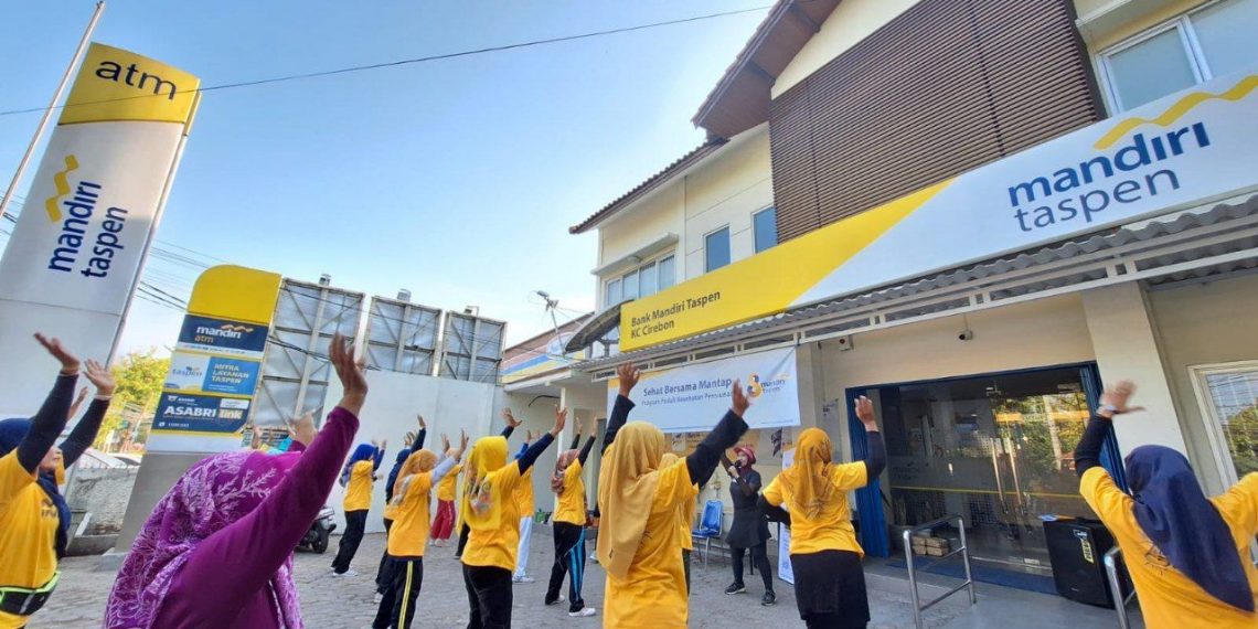 Bank Mandiri Taspen menjalankan 3 Pilar Mantap Indonesia untuk mendorong pensiunan tetap sehat, aktif, dan mandiri secara ekonomi.