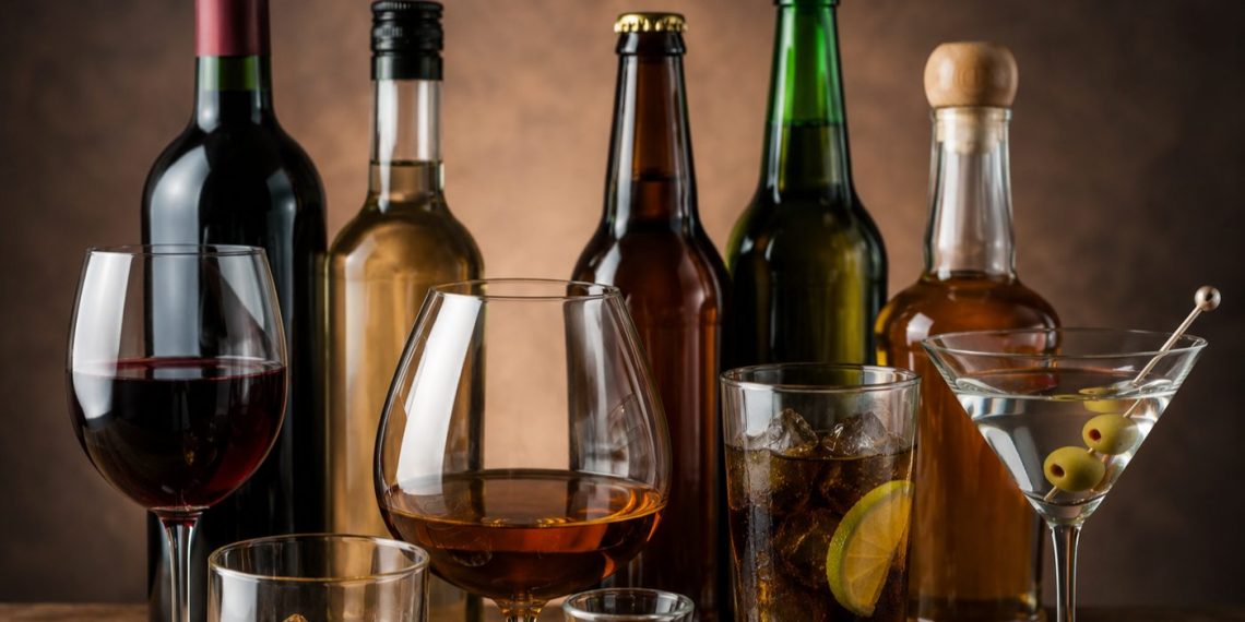 Penelitian Ungkap Kebiasaan Minum Alkohol Bisa Menurunkan Fungsi Otak
