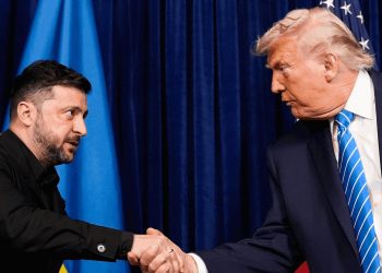Zelensky Minta Trump Bantu Buka Akses Starlink untuk Operasi di Rusia