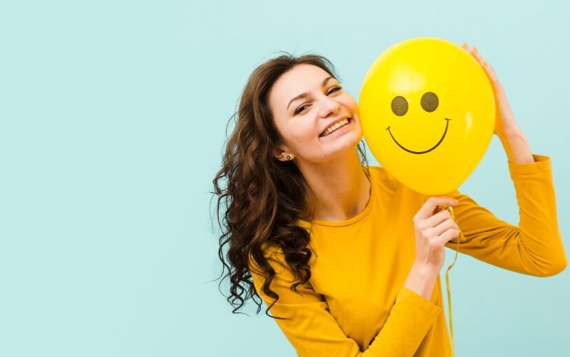 Tak Hanya Ramah, Ini 9 Tanda Kamu Memiliki Aura Positif