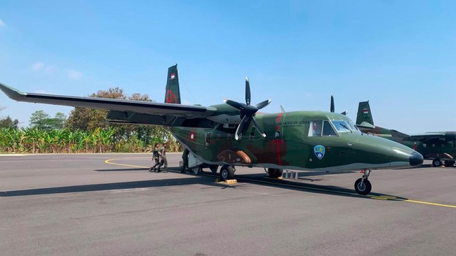 TNI AU Kerahkan 5 Pesawat untuk Atasi Karhutla Kalimantan