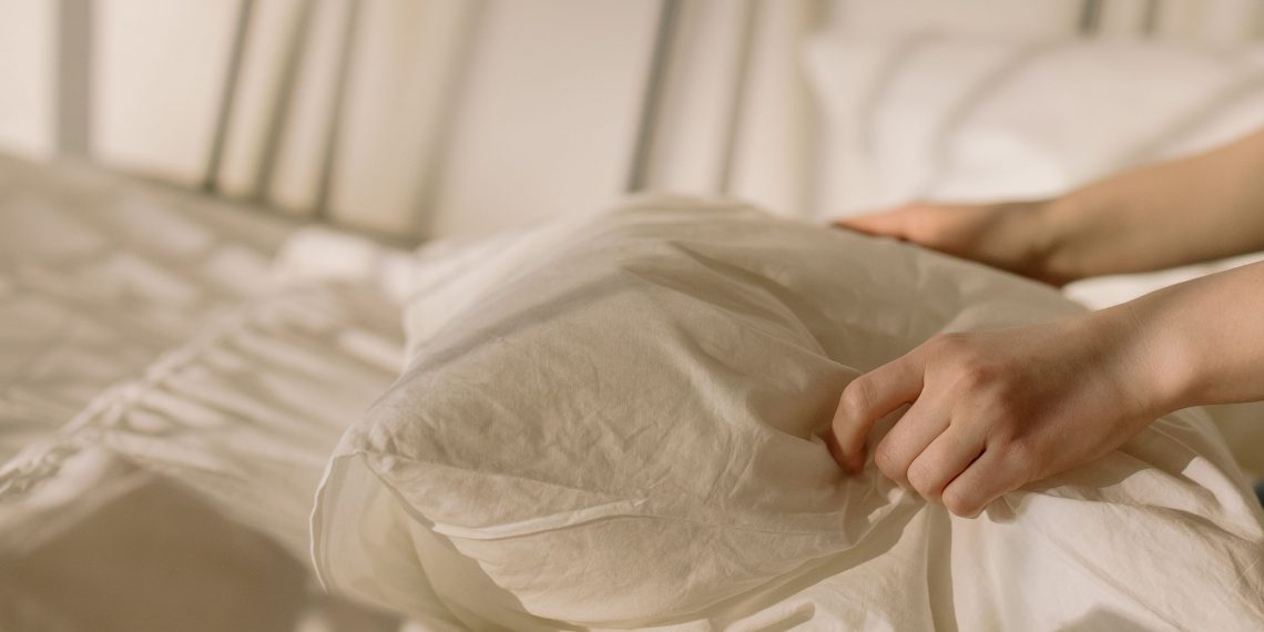 Seberapa Sering Harus Mengganti Bantal?