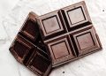 Cara Mudah Bersihkan Bekas Cokelat yang Menempel di Baju