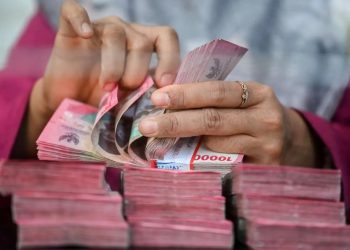 Rupiah Dibuka Merah, Sentuh Rp17.731 per Dolar AS