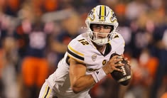 Western Michigan Pertanyakan Keputusan Wasit dalam Laga Kontra Michigan