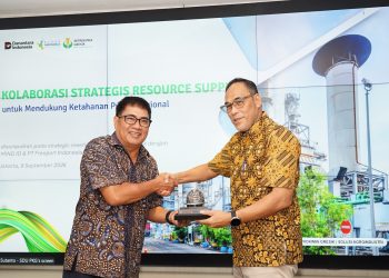 Petrokimia Gresik Perkuat Pasokan Bahan Baku Pupuk