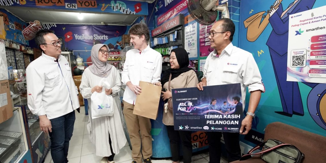 XLSMART Peringati Hari Pelanggan Nasional di Bandung