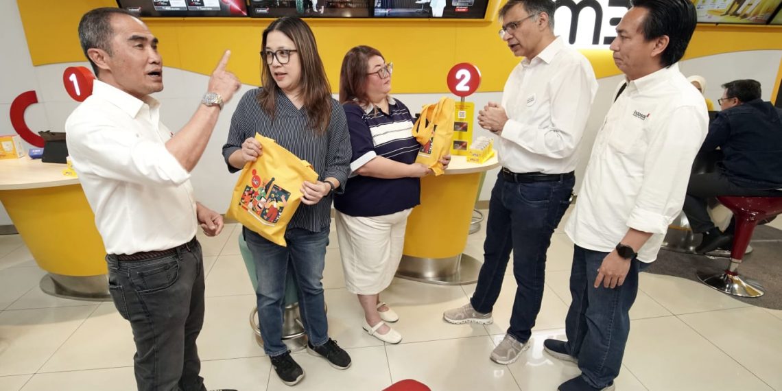 Manajemen Indosat Sapa Pelanggan di Harpelnas 2026