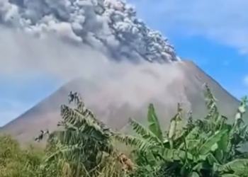 Sinabung Naik Status Siaga, 2.451 Warga Dua Desa Dievakuasi