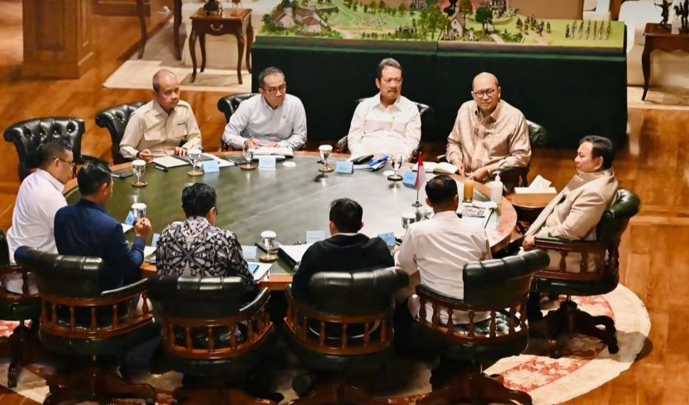 Rapat di Hambalang, Prabowo Bahas Program Rumah untuk Rakyat