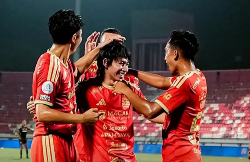 Menang Tipis 1-0, Persija Tempel Madura United di Puncak