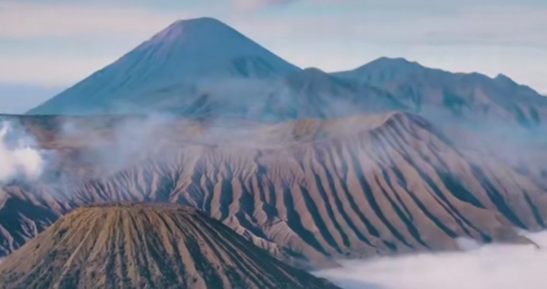 Wisata Bromo Kembali Dibuka, Pengunjung Wajib Patuhi Aturan Ini