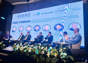 PT Pelindo Sinergi Lokaseva memberikan pemeriksaan kesehatan kepada 100 lansia dan 100 anak di Jakarta Utara melalui program Merdeka Sehat untuk Semua.