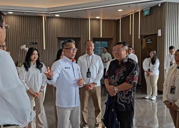 BNI Wilayah 15 memperingati Hari Pelanggan Nasional 2026 dengan menghadirkan jajaran manajemen untuk menyapa nasabah di Cabang Kramat dan Gambir.