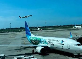 Penerbangan Kacau akibat Abu Anak Krakatau Kerugian Maskapai Rp19 Miliar per Hari