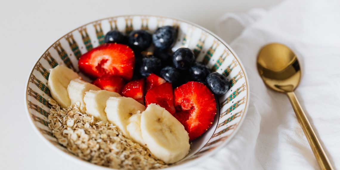 Sarapan Oatmeal - pexels/https://kaboompics.com/