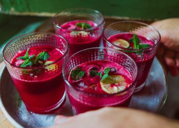 Jus Buah Bit - pexels/TIVASEE .