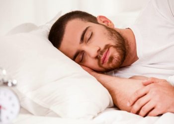 Sering Ngorok Saat Tidur? Ini Penyebab dan Tanda Perlu ke Dokter