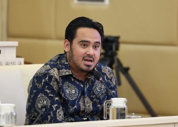Di Tengah Kepungan Asap Karhutla, DPR Ingatkan Pejabat Tak Abaikan Empati