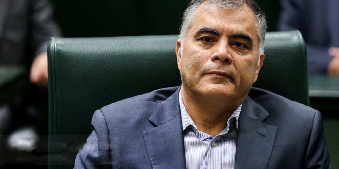 Di Tengah Perang dengan AS, Menteri Perminyakan Iran Pilih Mundur