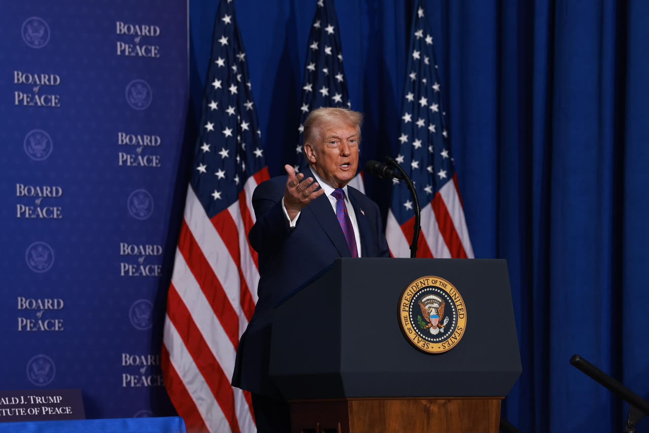 Trump Ancam Hukuman Mati bagi Pembocor Rahasia