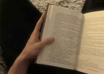 Baca Buku 6 Menit, Apa Saja Manfaatnya bagi Tubuh?