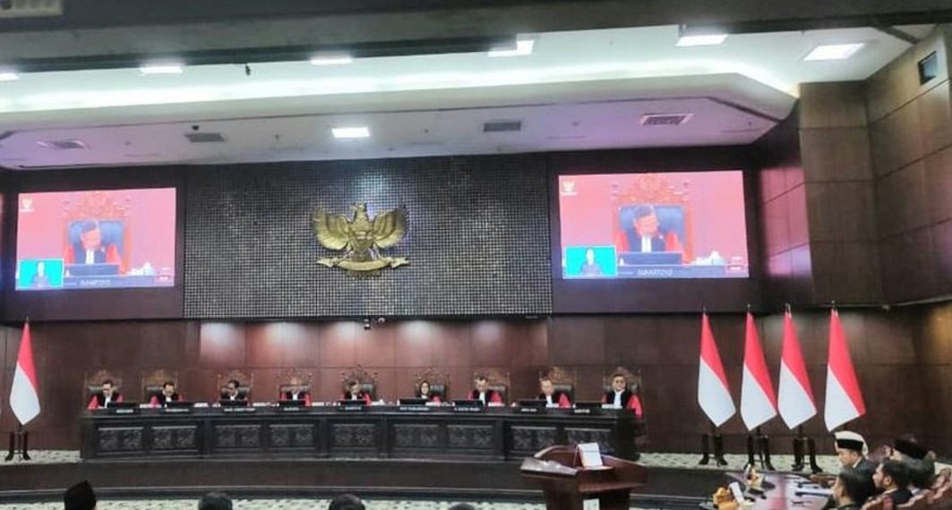 MK Nyatakan Gugatan Syarat Pendidikan Gibran Tak Dapat Diterima