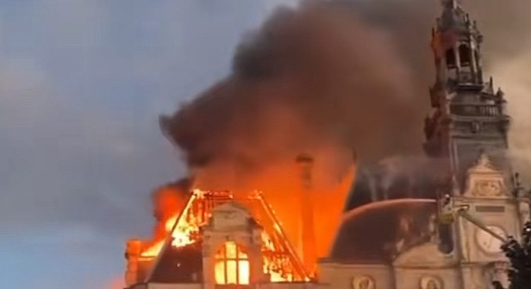 Kerusuhan di Prancis, Balai Kota Limoges Dibakar Massa