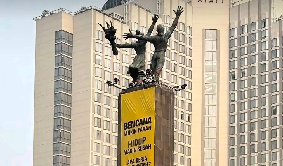 Protes Greenpeace di Bundaran HI soal Iklim, Bakom Beri Tanggapan
