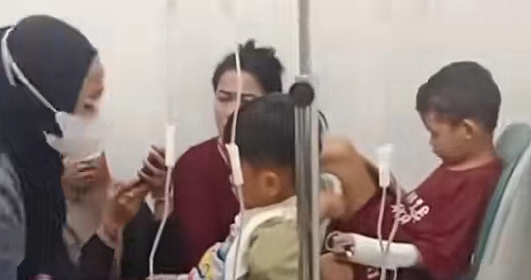 Diduga Keracunan Usai Santap MBG, Sejumlah Siswa di Cirebon Alami Muntah