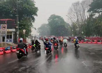 Hujan Turun di Palembang, Warga Berharap Asap Kebakaran Hutan Segera Menghilang