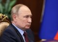 Vladimir Putin dan Presiden UEA membahas stabilitas Timur Tengah, kerja sama bilateral, serta isu pasokan diesel di tengah ketegangan AS-Iran.