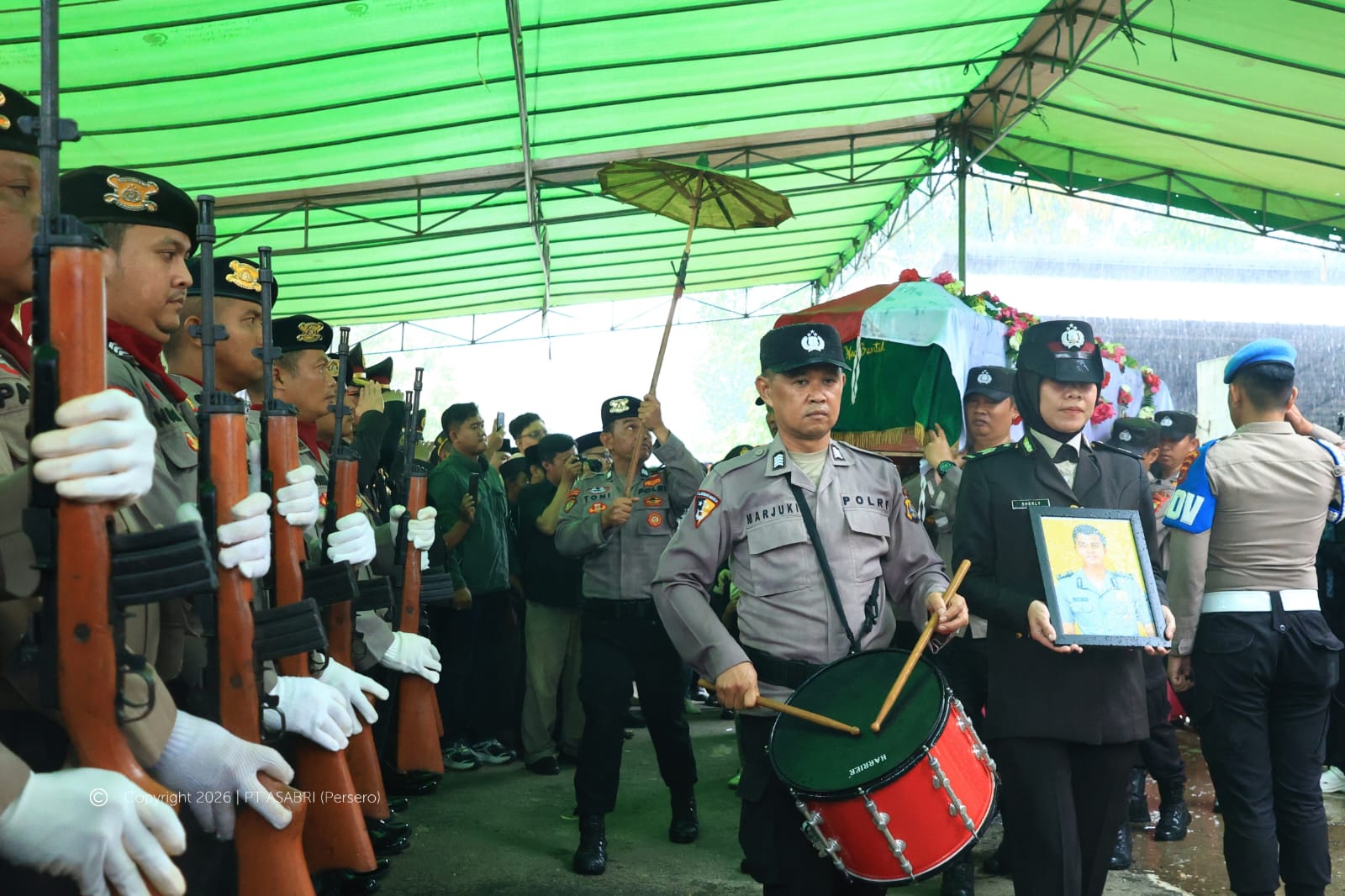 ASABRI Salurkan Santunan Rp500 Juta untuk Keluarga Bripka Arya
