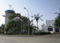 Militer Yaman menuduh kelompok Houthi menyerang Bandara Internasional Aden dan Bandara Al-Rayyan di Mukalla menggunakan rudal balistik.