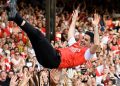 : Mikel Arteta mengkritik penerapan aturan area teknis di Premier League setelah mendapat kartu kuning kedua musim ini saat Arsenal menang 2-0 atas Everton.