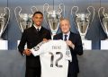 Trent Alexander-Arnold kesulitan mendapat menit bermain reguler di Real Madrid. Namun, ia dan Liverpool dikabarkan belum mempertimbangkan reuni.