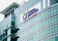 Asuransi Jasindo mendorong pengelolaan risiko maritim melalui perlindungan kapal, muatan, dan tanggung jawab hukum untuk mendukung kelancaran logistik laut.