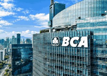 OJK Pantau Isu Akuisisi Saham BCA oleh Pemilik Jhonlin Group