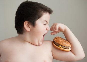 Anak Obesitas Jangan Asal Diet, Orang Tua Wajib Tahu Hal Ini