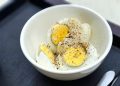 Makan Telur - pexels/Muhammad Khawar Nazir
