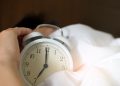 Alarm Pagi Hari - pexels/Acharaporn Kamornboonyarush