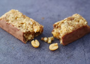 Protein Bar - pexels/Towfiqu barbhuiya